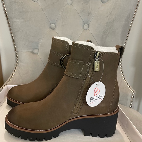 ❌ SOLD! Blondo Dagger Waterproof Women Boot, Size 6.5, Taupe Nubuck - Picture 3 of 7